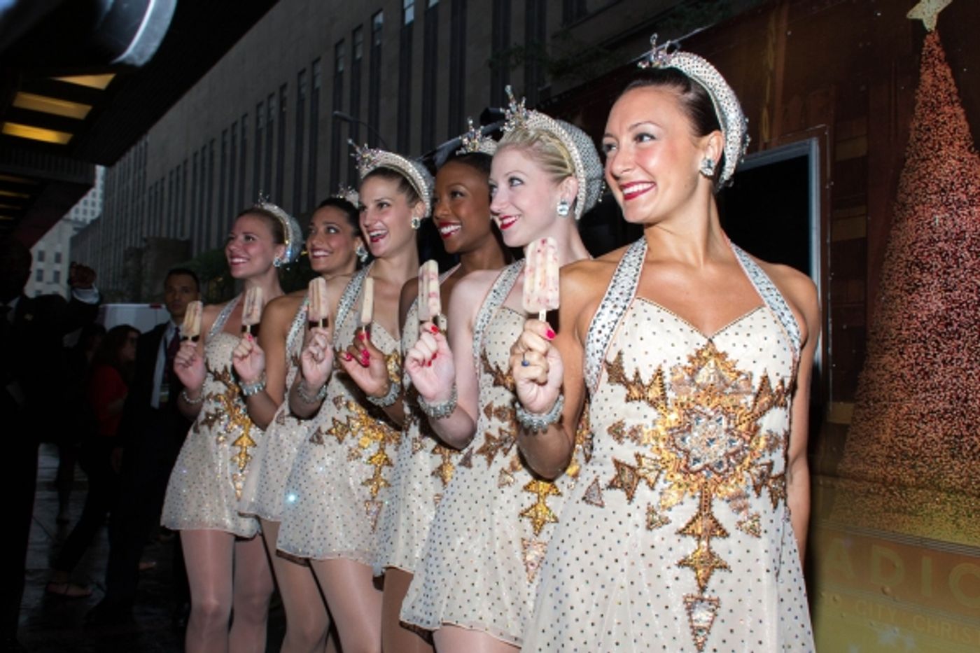Photo Coverage: Rockettes Kick Off Holiday Season with CHRISTMAS IN AUGUST!  Image