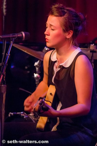 Lora Faye Photo