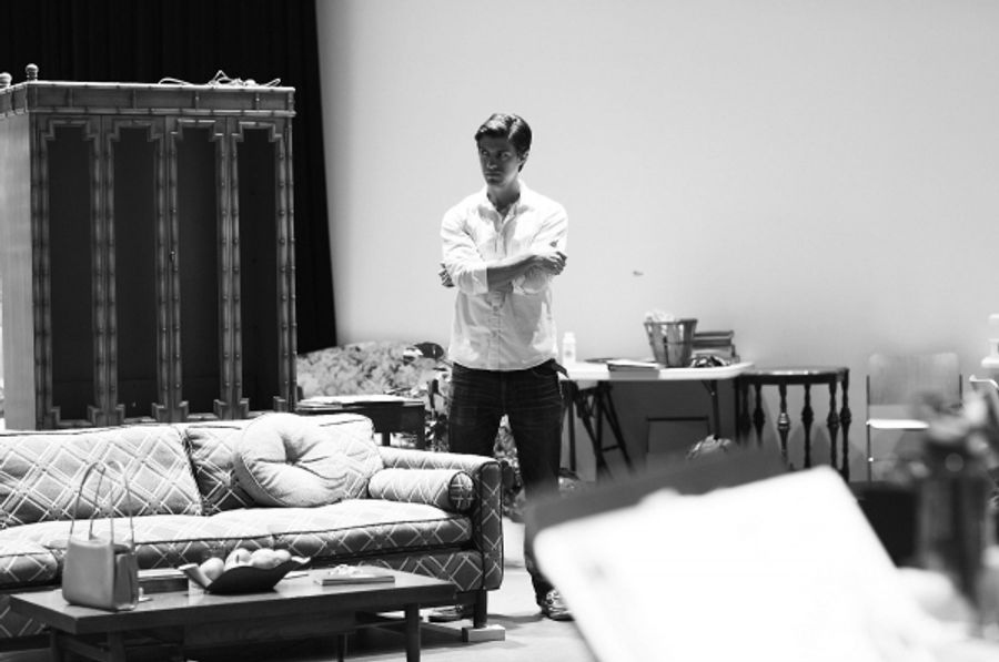 Photo Flash: Sneak Peek - In Rehearsal with Signature Theatre's THE OLD FRIENDS Image