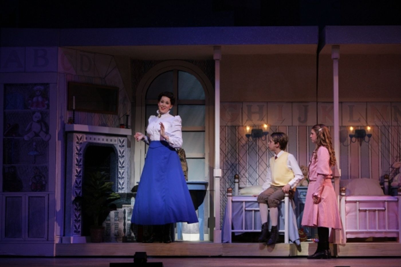 Photo Flash: First Look at Music Theatre of Wichita's MARY POPPINS  Image