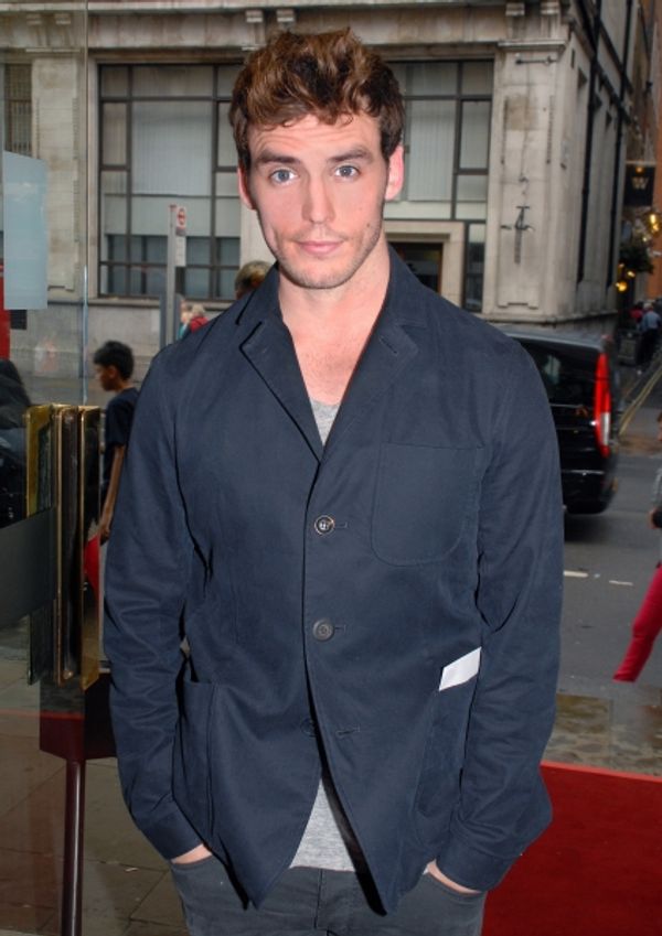 Sam Claflin Photo