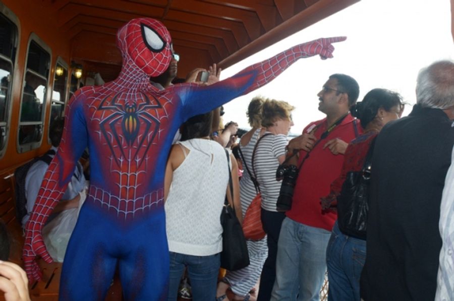 Photo Flash: SPIDER-MAN Travels to Staten Island for Yankees Game! Image