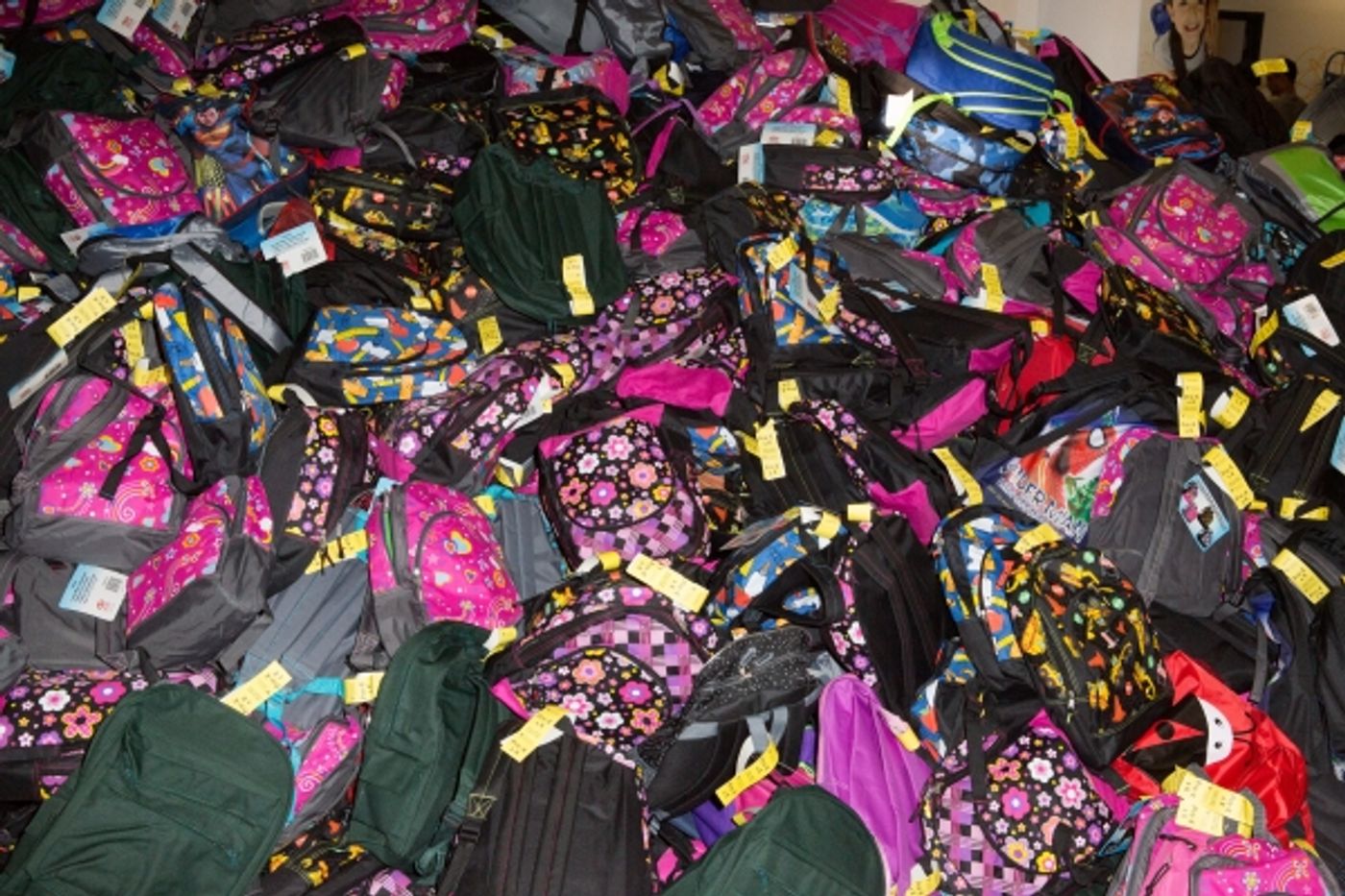 Photo Coverage: Paige Davis and SPIDER-MAN Team Up for Operation Backpack! Image