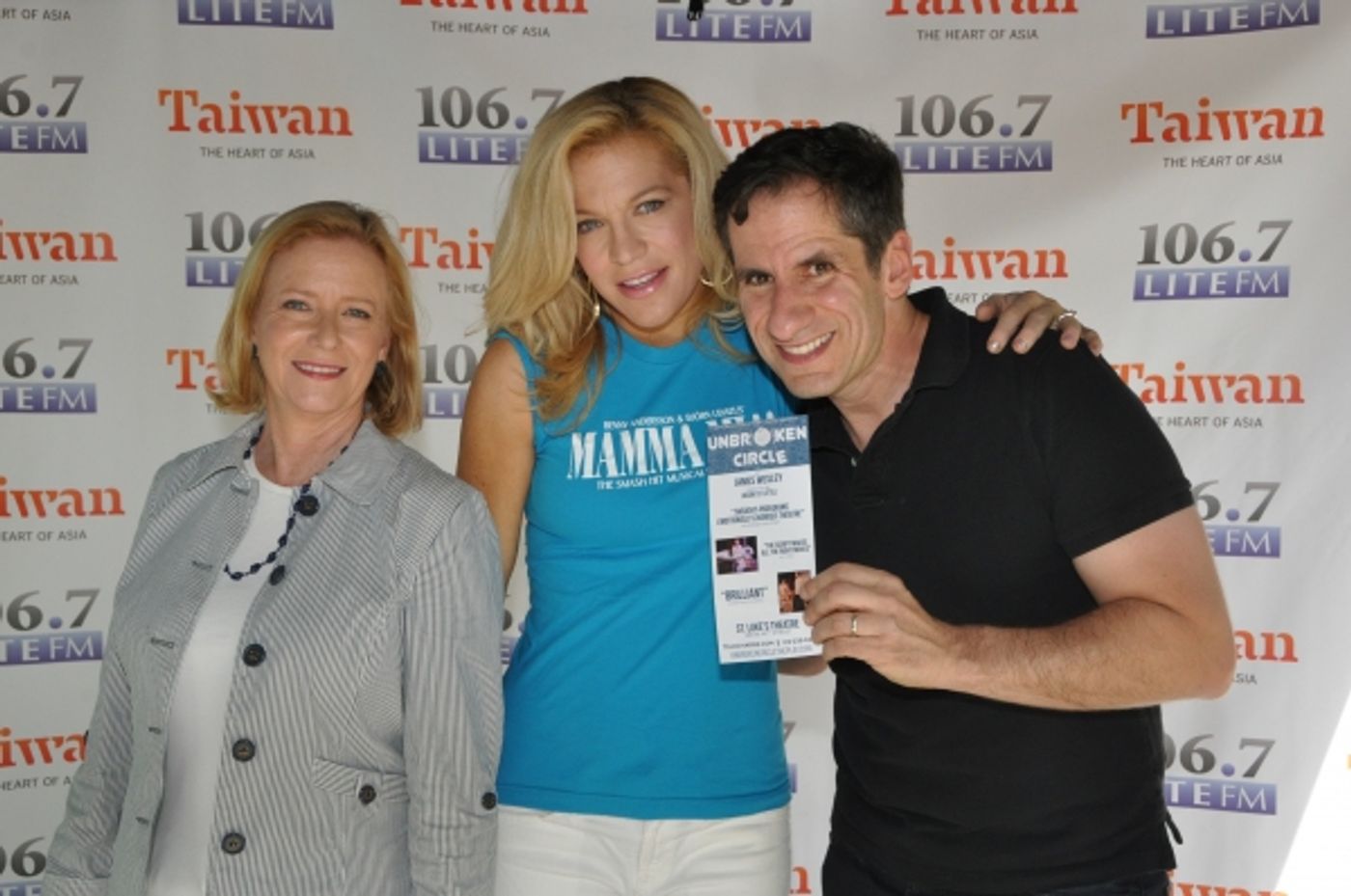 Photo Coverage: ONCE, MOTOWN, MAMMA MIA! & More Visit BROADWAY IN BRYANT PARK! Image