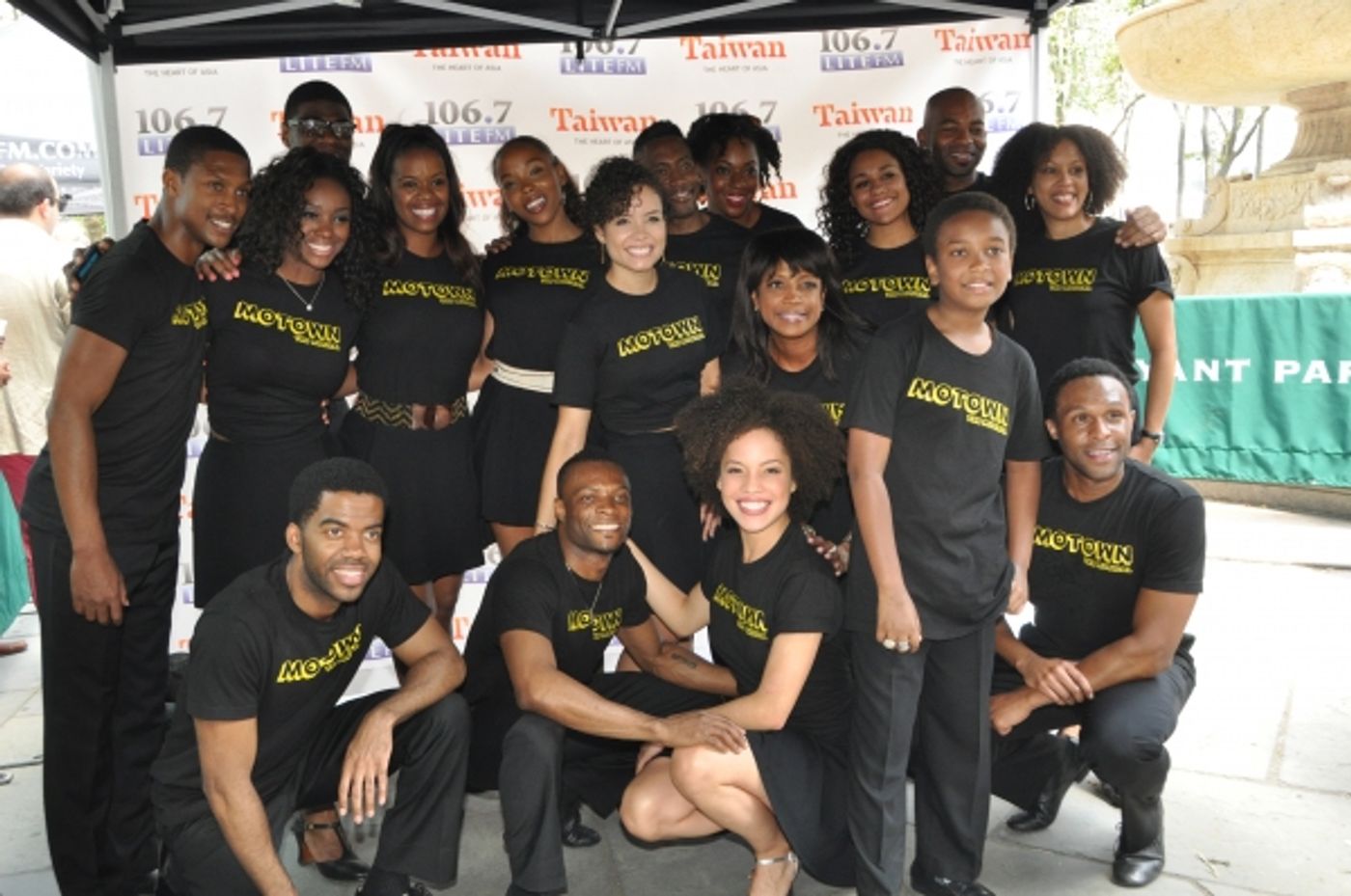 Photo Coverage: ONCE, MOTOWN, MAMMA MIA! & More Visit BROADWAY IN BRYANT PARK! Image