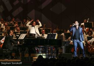 Cheyenne Jackson Photo