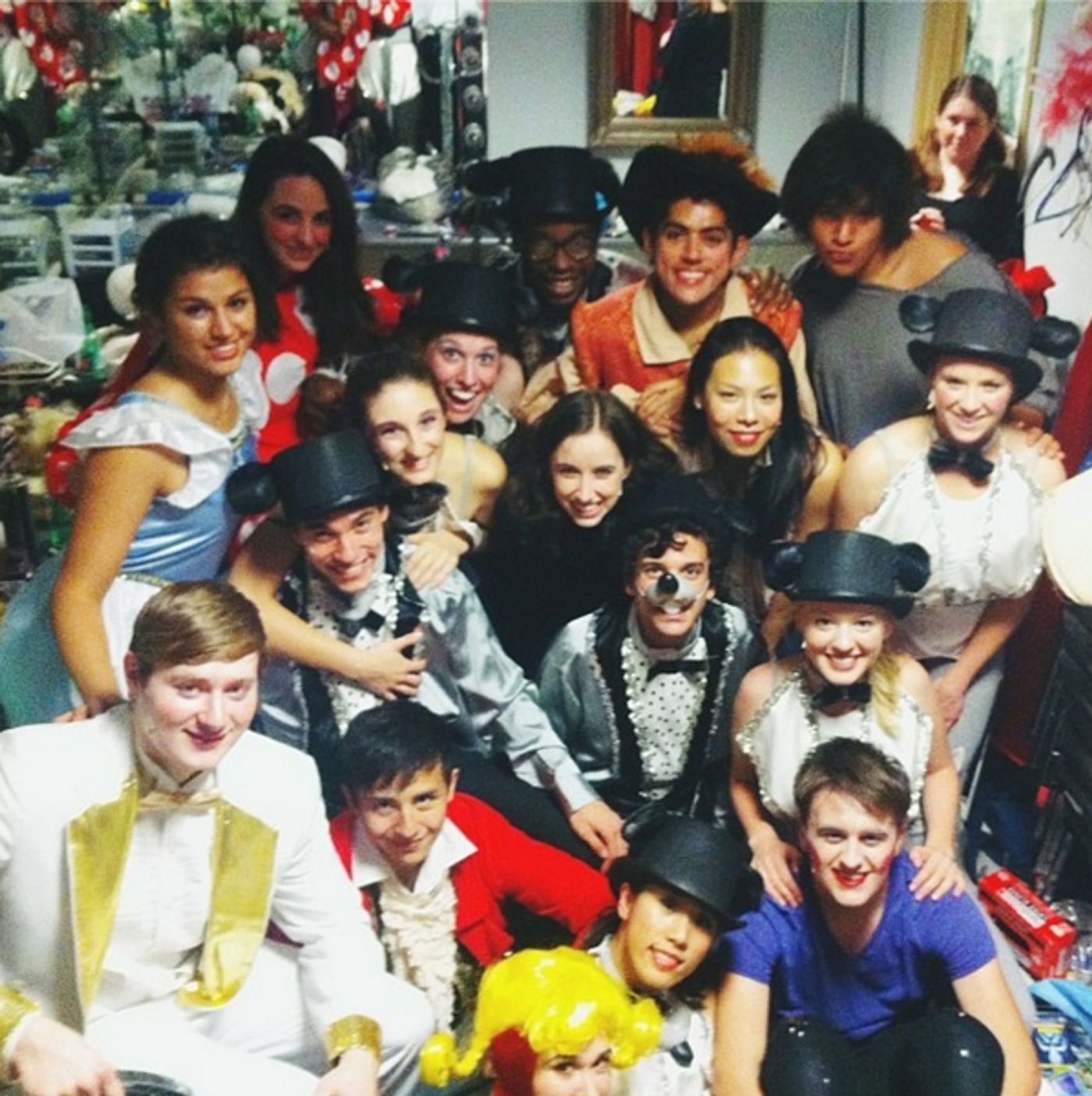 Photo Flash: Saturday Intermission Pics, August 17 - Part 2 - KINKY BOOTS Sends Some Love to SPIDER-MAN's Daniel Curry, JUNGLE BOOK Bids Chicago Farewell & More!  Image