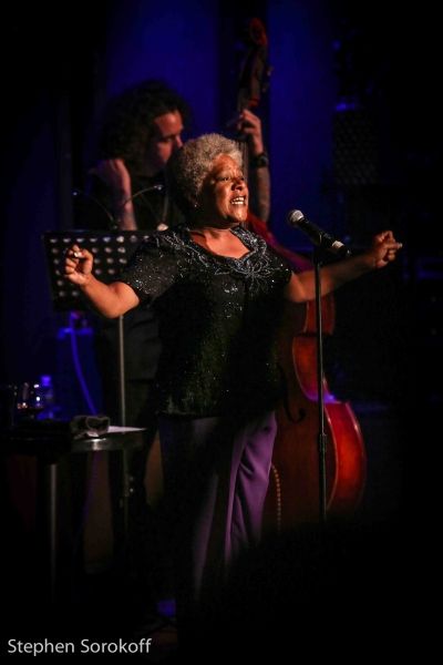 Terri White Photo