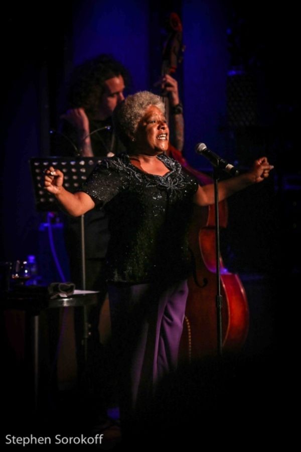 Terri White Photo