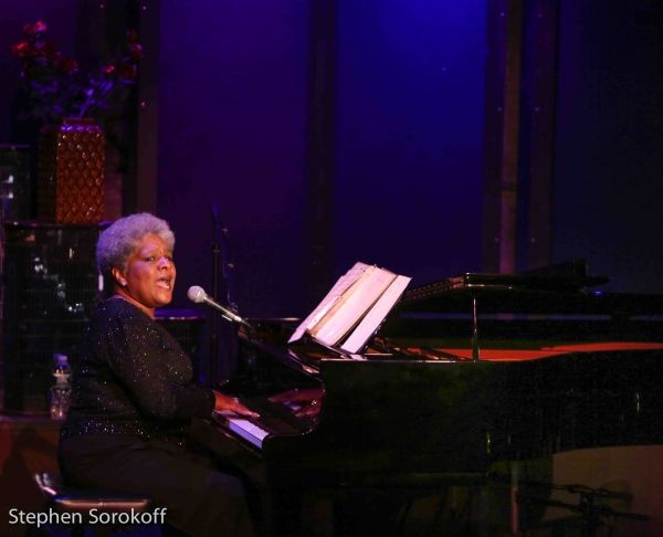 Terri White Photo