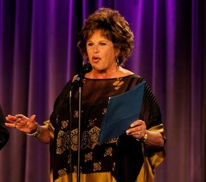 Lainie Kazan Photo