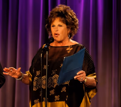 Lainie Kazan Photo