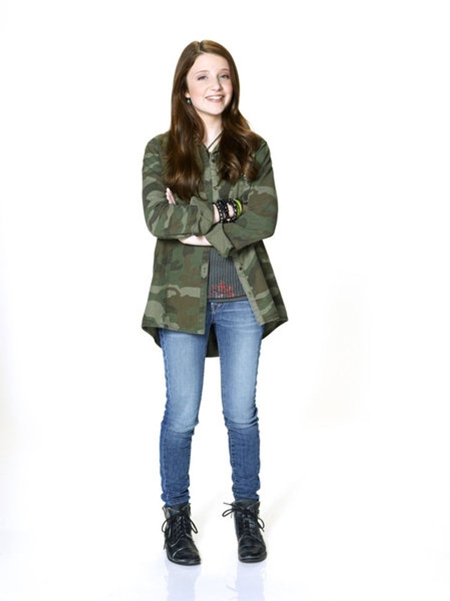 Photo Flash: Cast Shots for NBC's New Comedy SEAN SAVES THE WORLD Image
