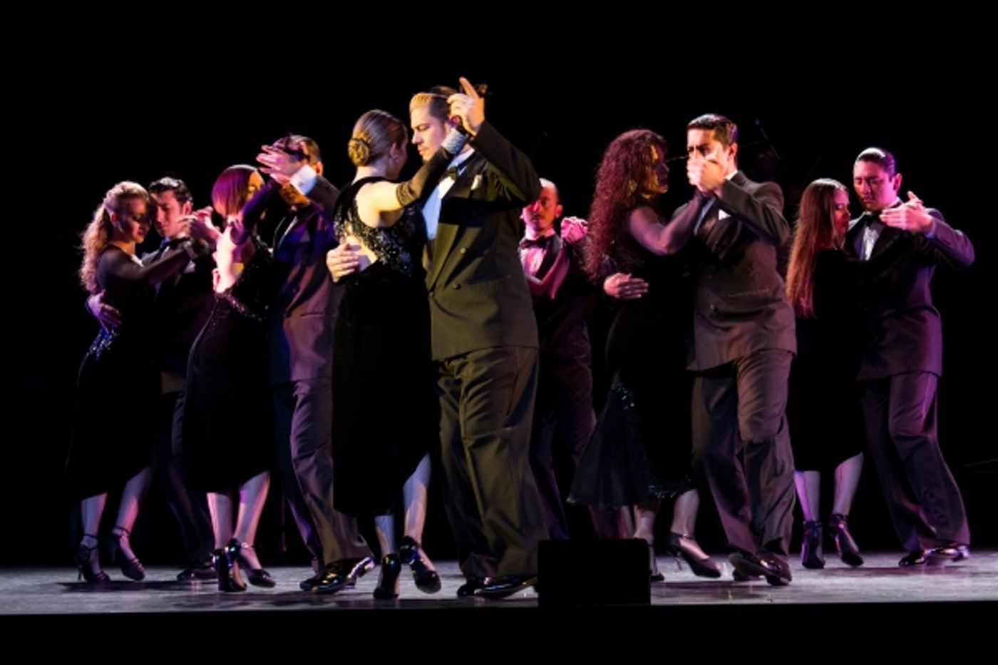 Photo Coverage: FOREVER TANGO's Luis Fonsi Meets the Press!  Image