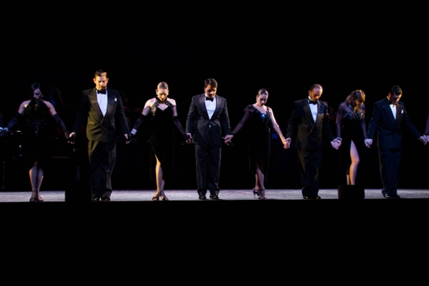 Photo Coverage: FOREVER TANGO's Luis Fonsi Meets the Press!  Image