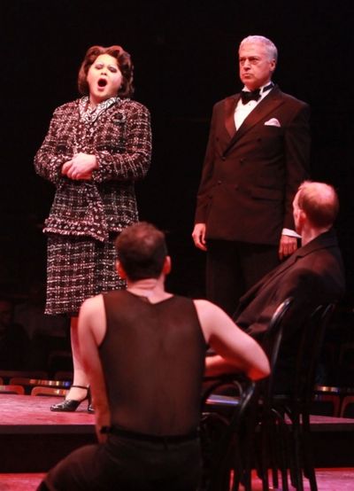 Chris Newcomer (Mary Sunshine) and Tom Hewitt (Billy Flynn) Photo