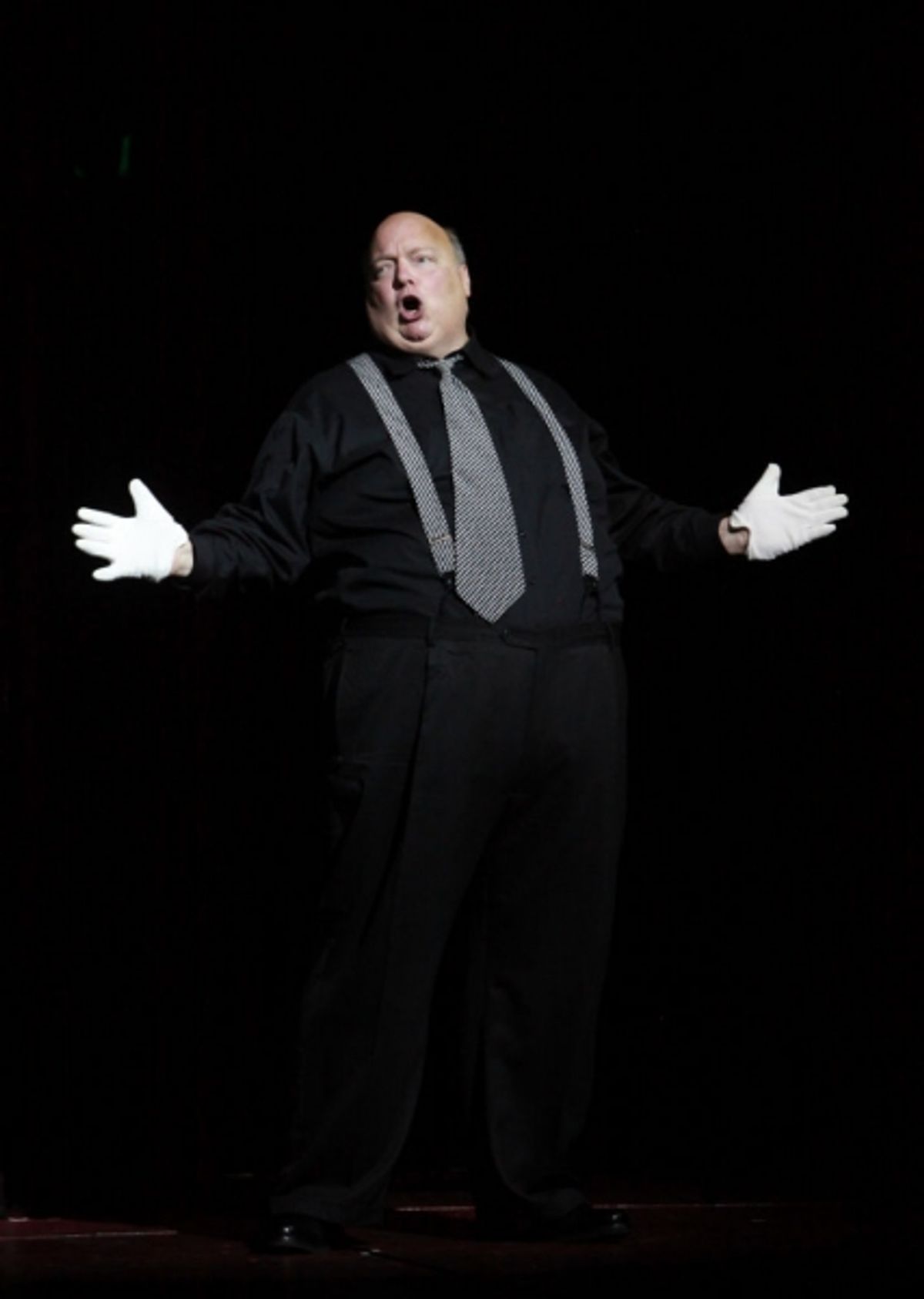 Ric Stoneback (Amos Hart)  at 