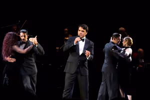 Luis Fonsi and the cast of FOREVER TANGO @ BroadwayWorld Luis Fonsi and the cast of FOREVER TANGO Photo