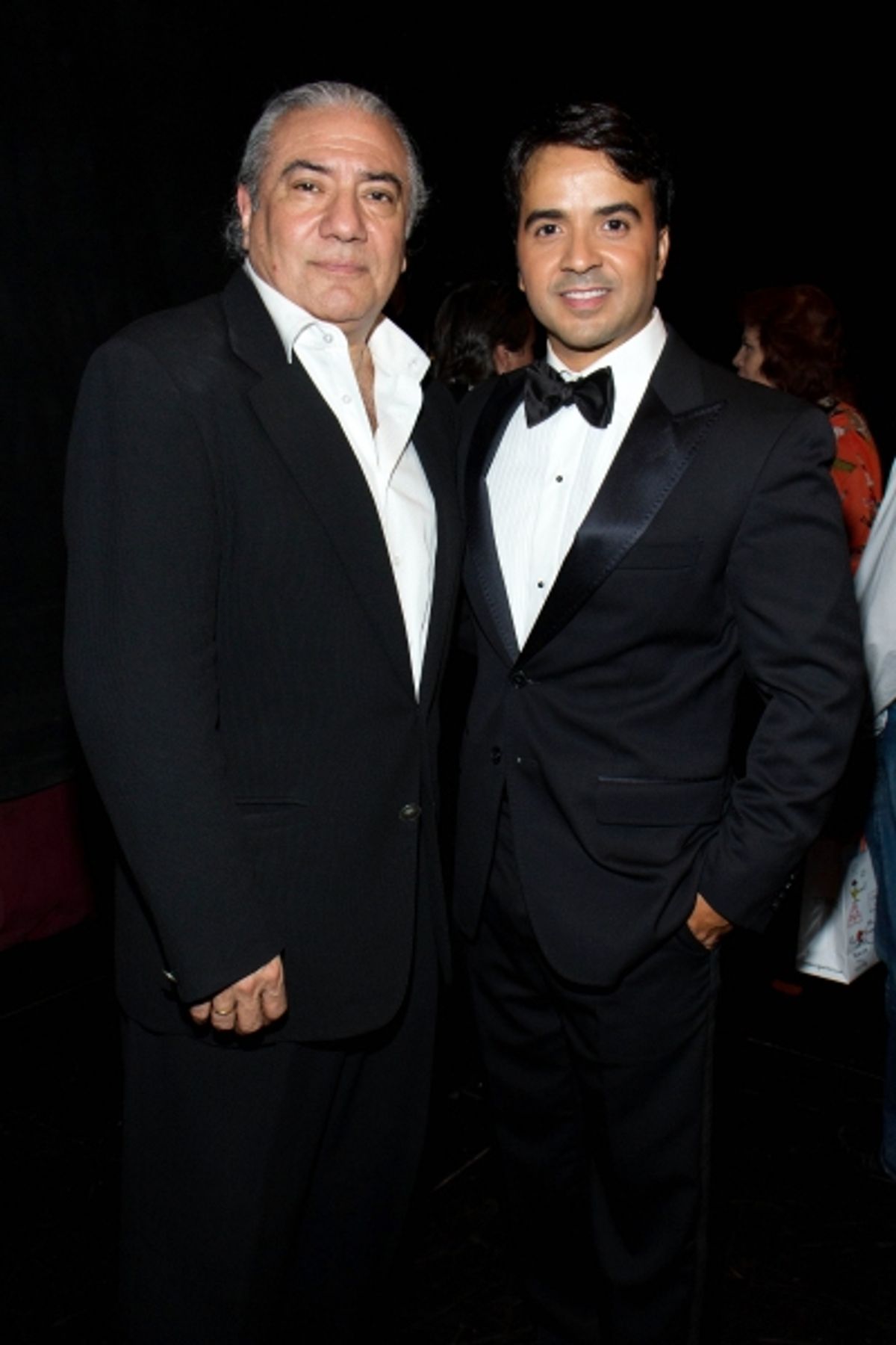 Luis Bravo, Luis Fonsi at 