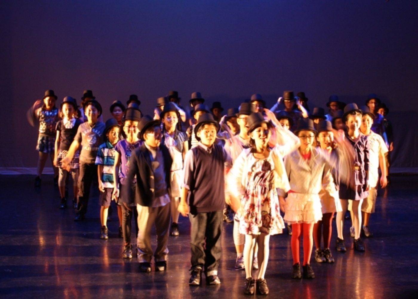 Photo Flash: Constantine Maroulis, William Ivey Long & More Attend PASSPORT TO BROADWAY Final Performance  Image