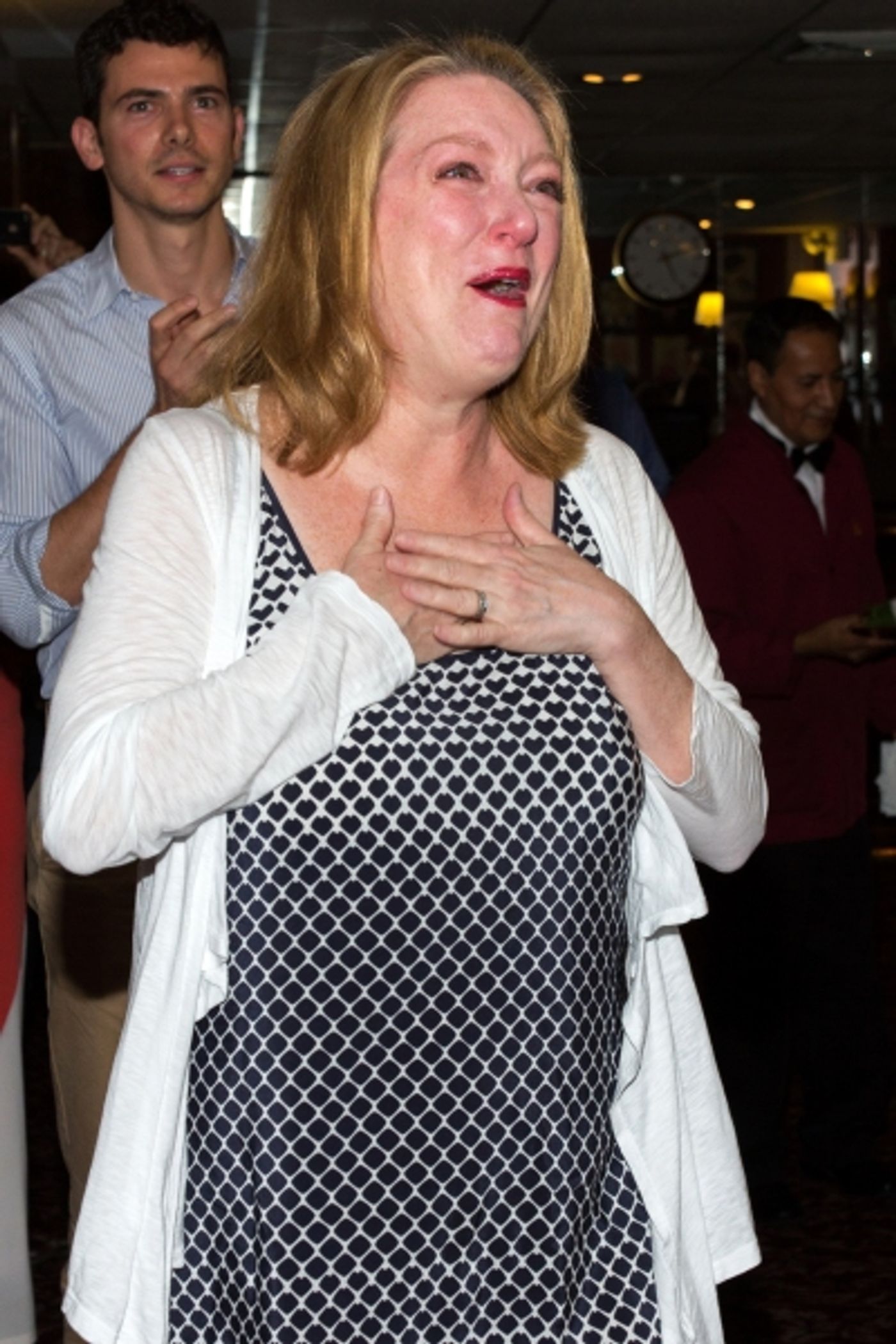 Photo Coverage: Kristine Nielsen Gets Surprise Portrait at Sardi's  Image