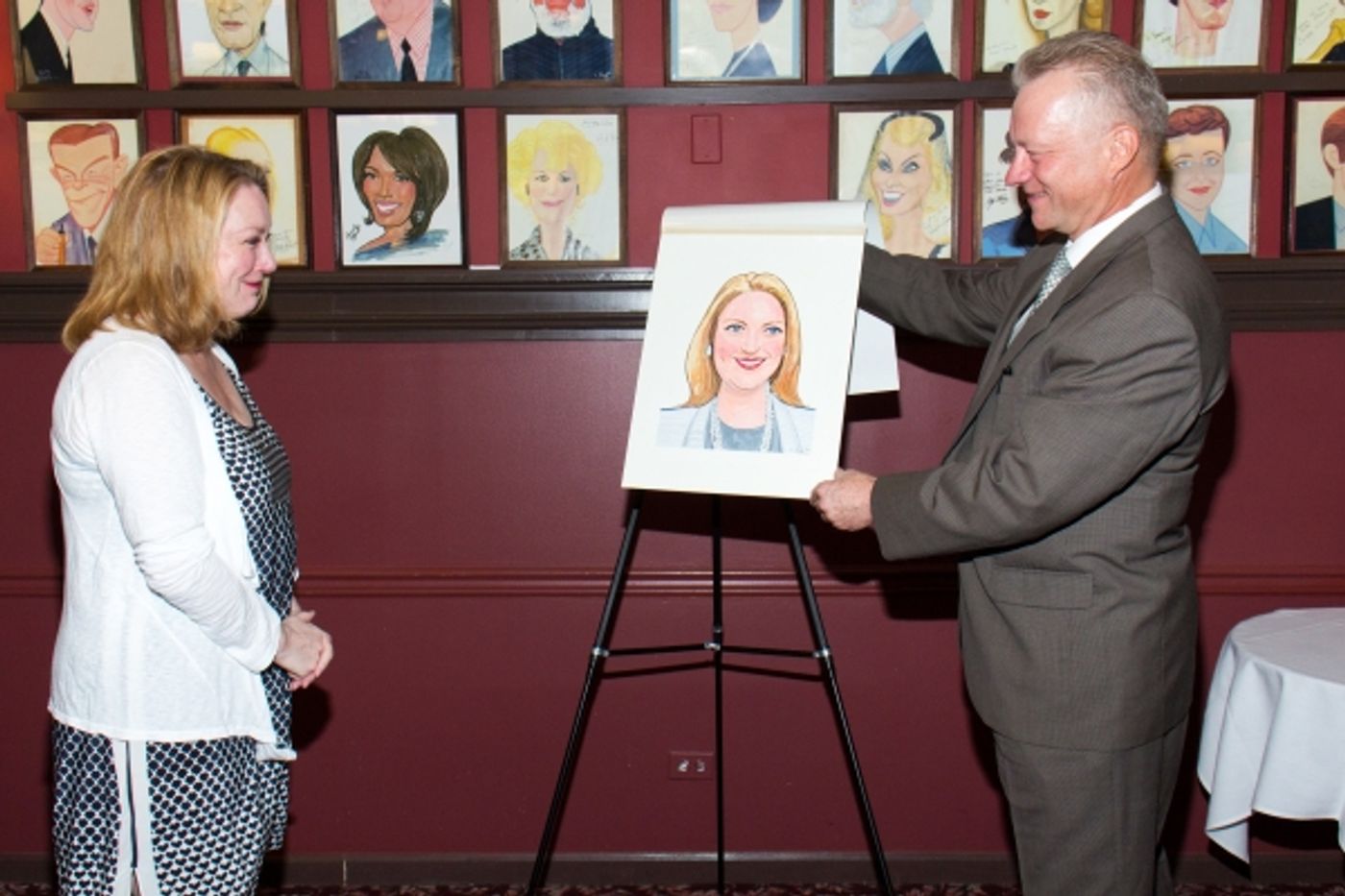 Photo Coverage: Kristine Nielsen Gets Surprise Portrait at Sardi's  Image