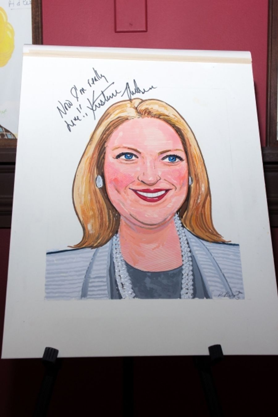 Photo Coverage: Kristine Nielsen Gets Surprise Portrait at Sardi's Image