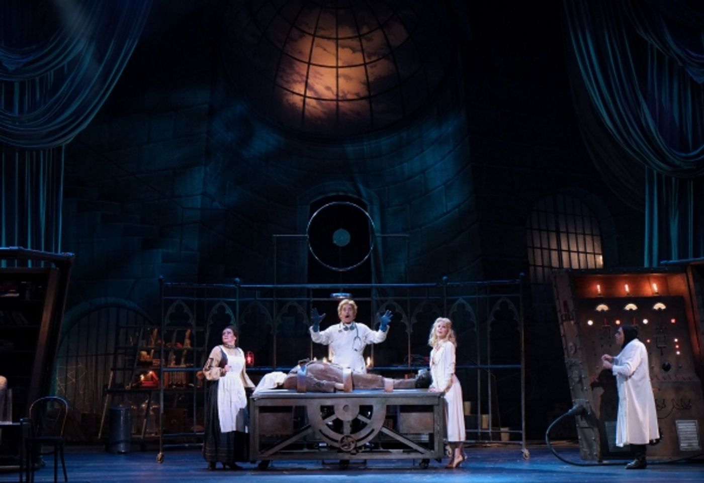 Photo Flash: First Look at Moonlight Stage's YOUNG FRANKENSTEIN Image