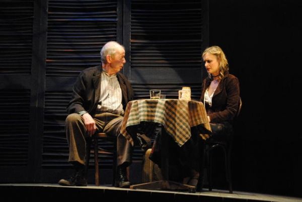Jonathan Hogan and Rebecca Brooksher Photo