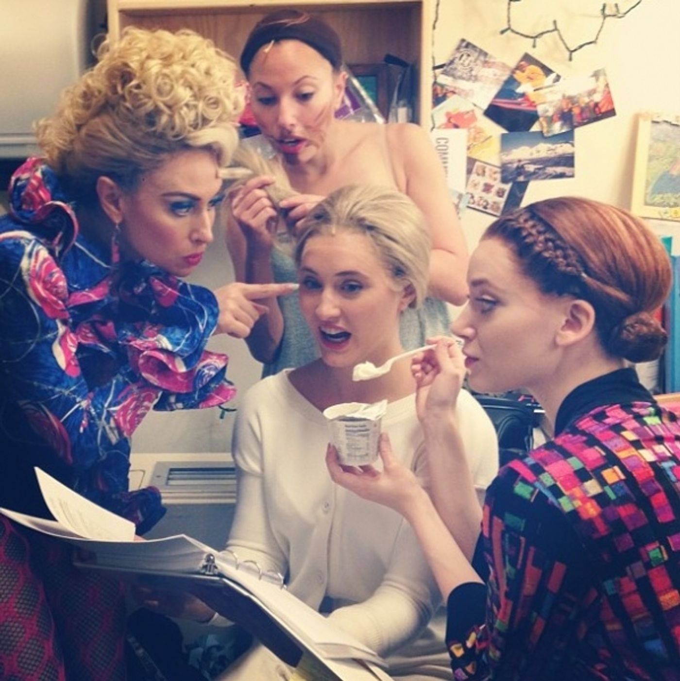 Photo Flash: Saturday Intermission Pics, Aug 24 - It's Hat Day at SOUL DOCTOR, ANYTHING GOES Ends in Toronto and More! Image