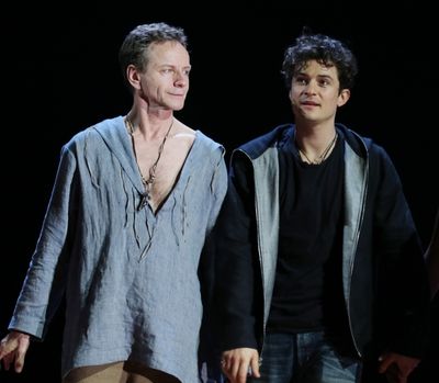 Brent Carver and Orlando Bloom  Photo