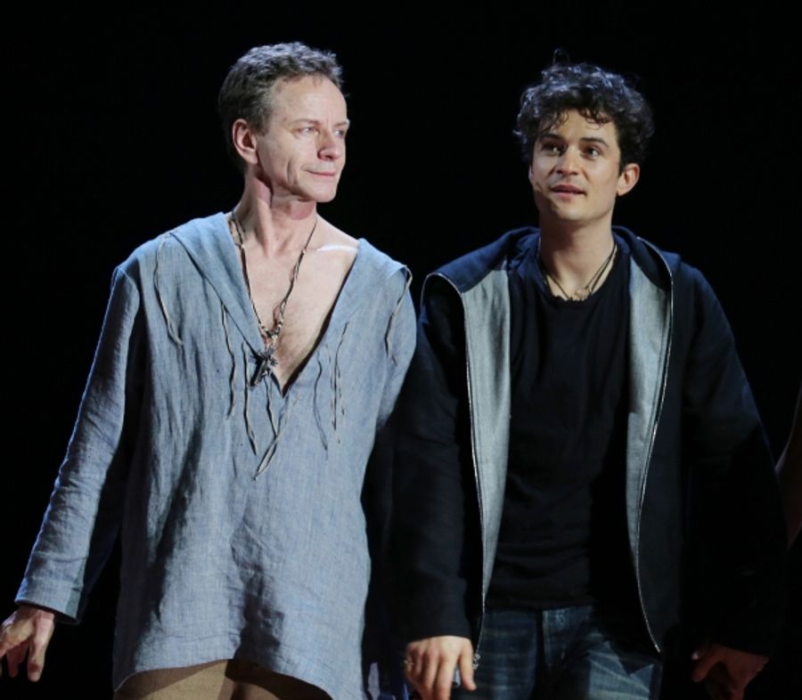 Photo Coverage: Orlando Bloom & Condola Rashad Take First Bows in ROMEO AND JULIET Image