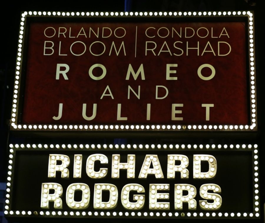 Photo Coverage: Orlando Bloom & Condola Rashad Take First Bows in ROMEO AND JULIET Image