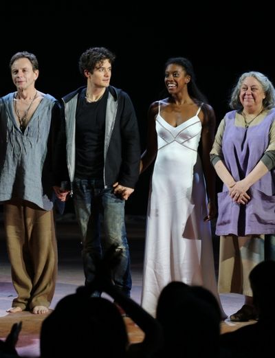 Brent Carver, Orlando Bloom, Condola Rashad and Jayne Houdyshell  Photo