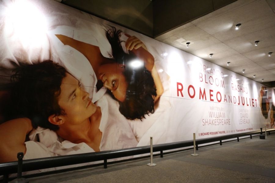 Photo Coverage: Orlando Bloom & Condola Rashad Take First Bows in ROMEO AND JULIET Image
