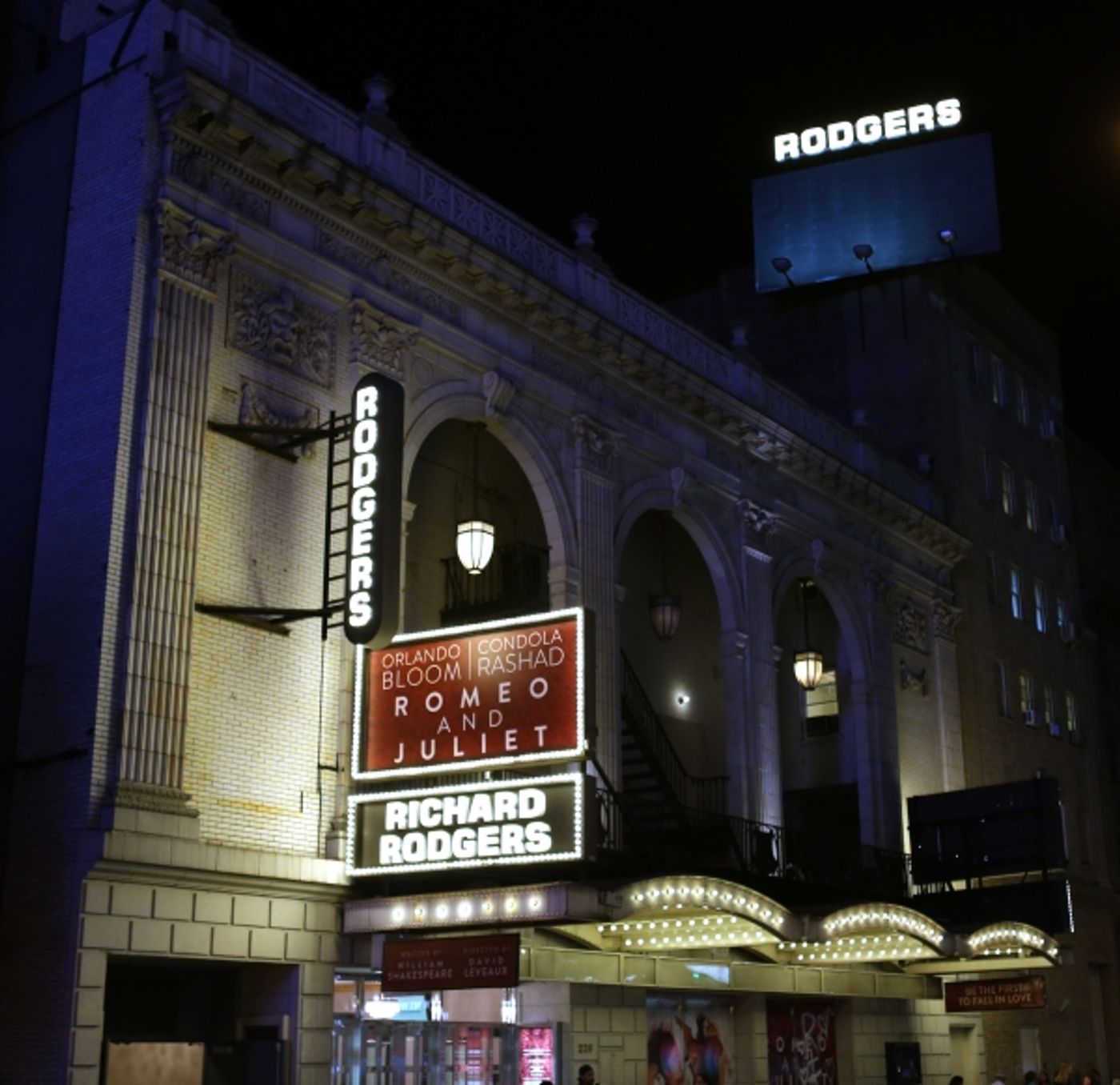 Photo Coverage: Orlando Bloom & Condola Rashad Take First Bows in ROMEO AND JULIET Image