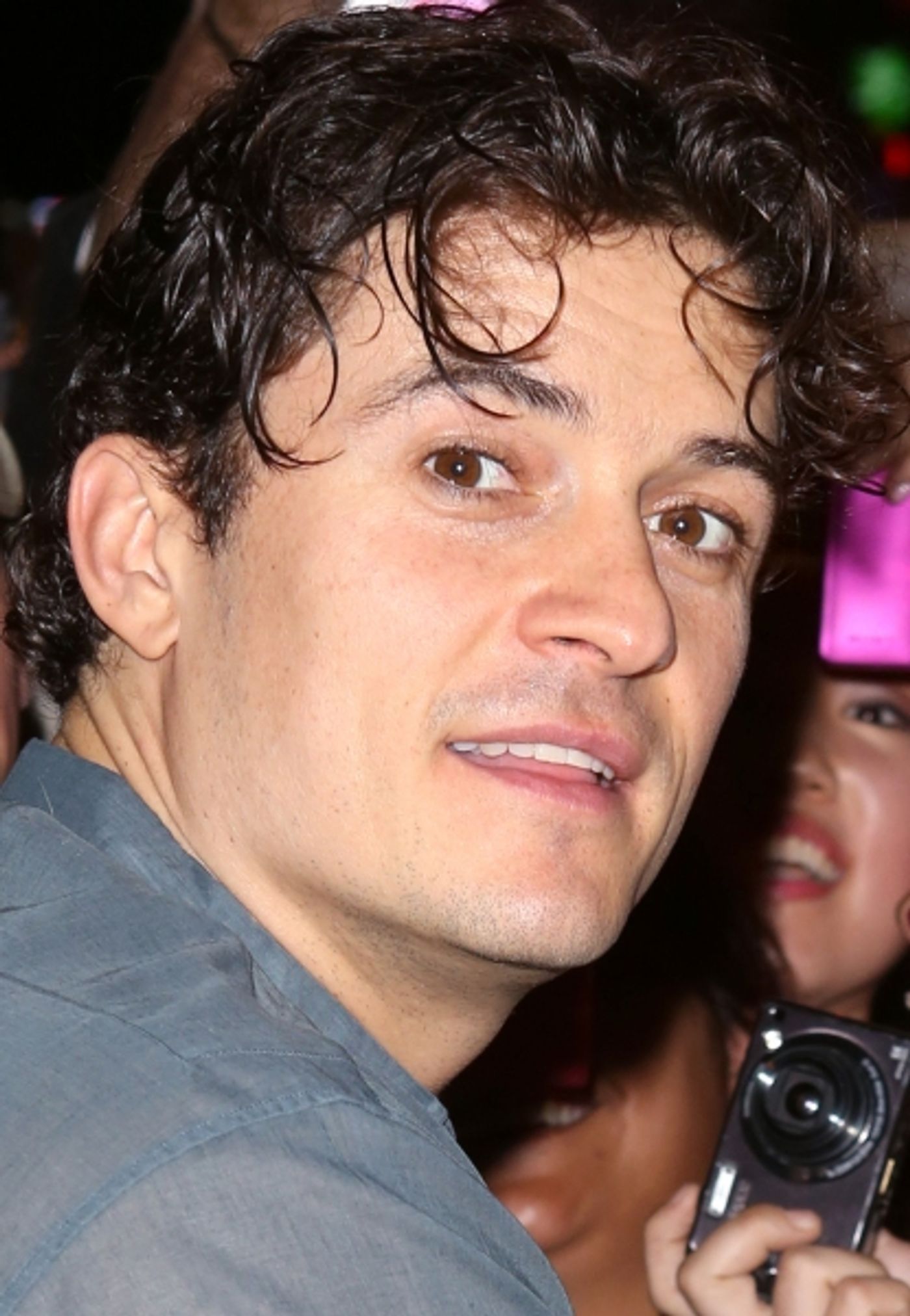 Photo Coverage: Orlando Bloom, Condola Rashad & More Meet Fans at ROMEO & JULIET Stage Door Following First Preview  Image