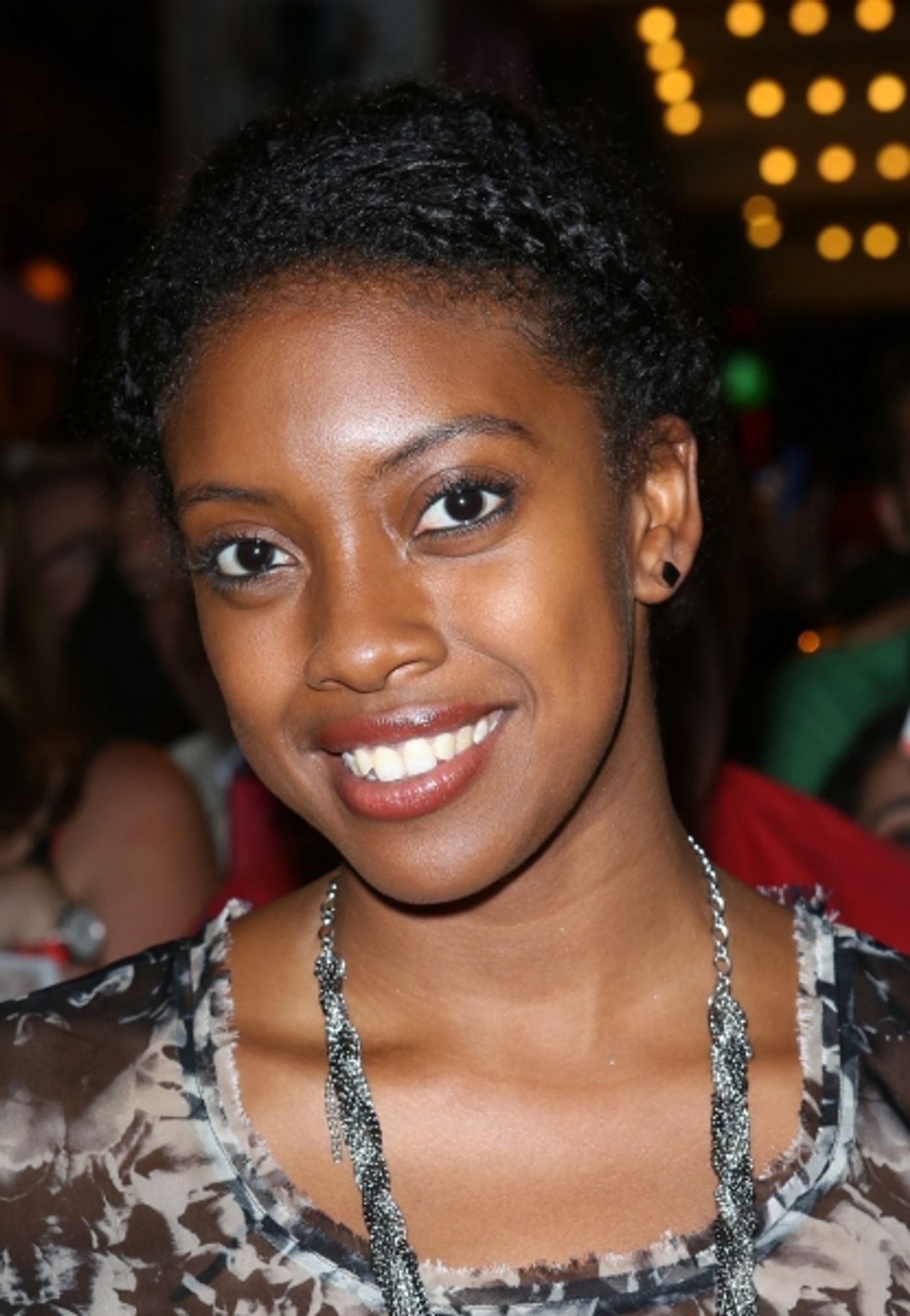 Photo Coverage: Orlando Bloom, Condola Rashad & More Meet Fans at ROMEO & JULIET Stage Door Following First Preview  Image