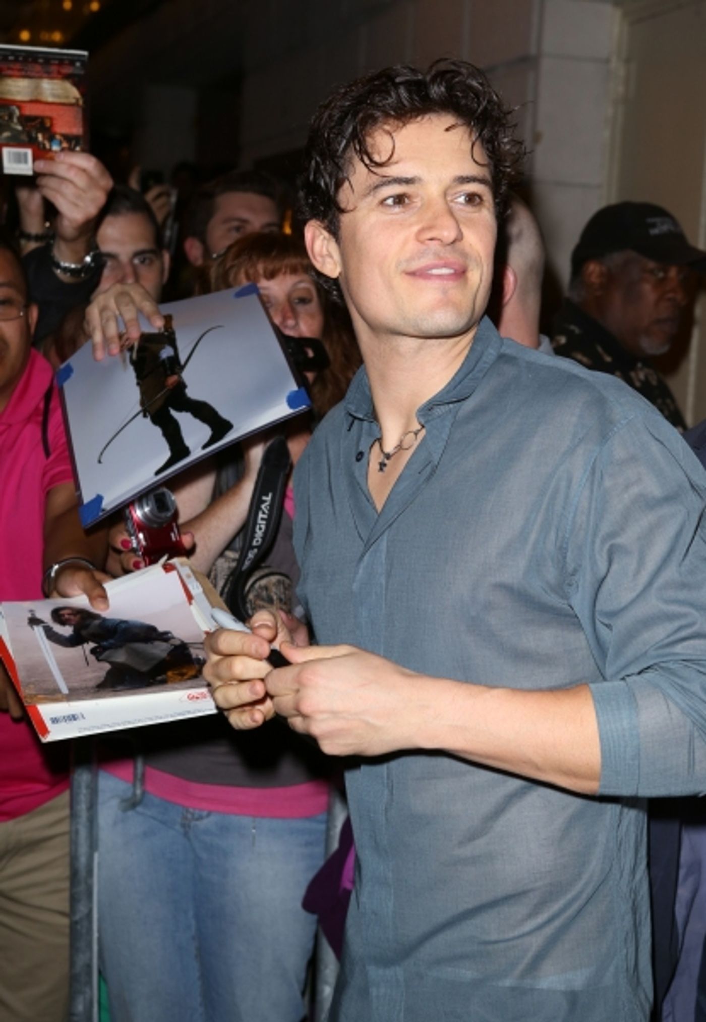 Photo Coverage: Orlando Bloom, Condola Rashad & More Meet Fans at ROMEO & JULIET Stage Door Following First Preview  Image