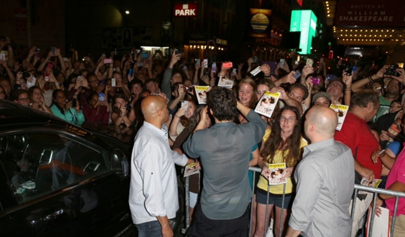 Photo Coverage: Orlando Bloom, Condola Rashad & More Meet Fans at ROMEO & JULIET Stage Door Following First Preview  Image