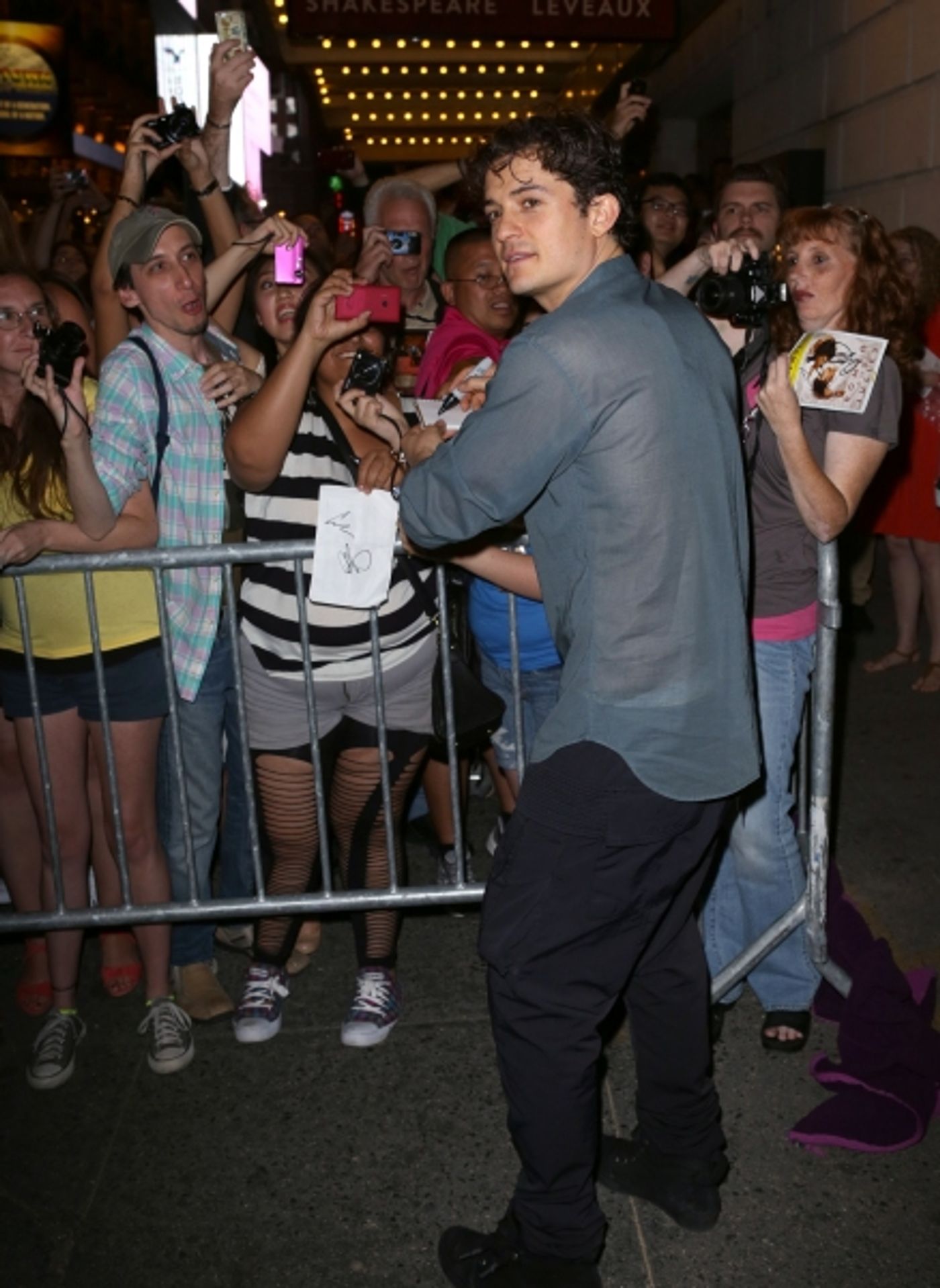 Photo Coverage: Orlando Bloom, Condola Rashad & More Meet Fans at ROMEO & JULIET Stage Door Following First Preview  Image
