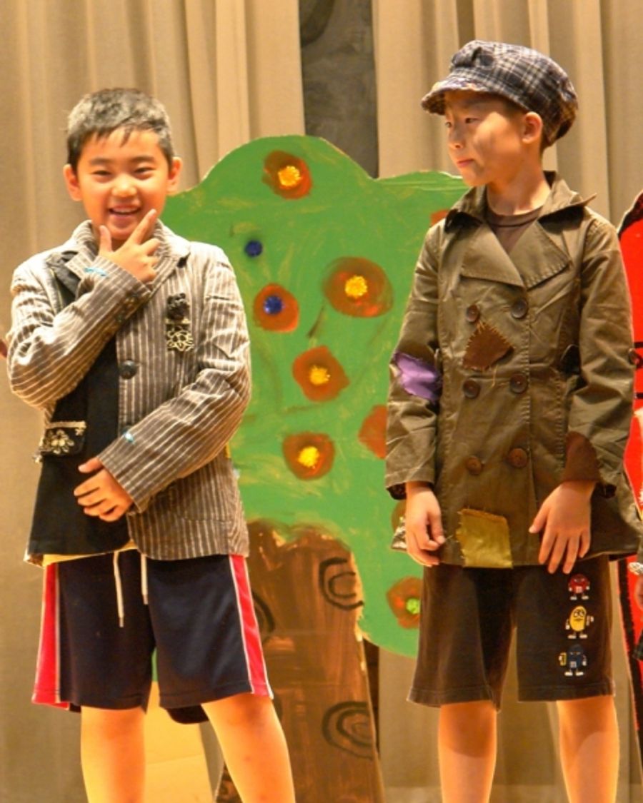 Photo Flash: Beijing Playhouse Academy of Performing Arts' OLIVER TWIST Image