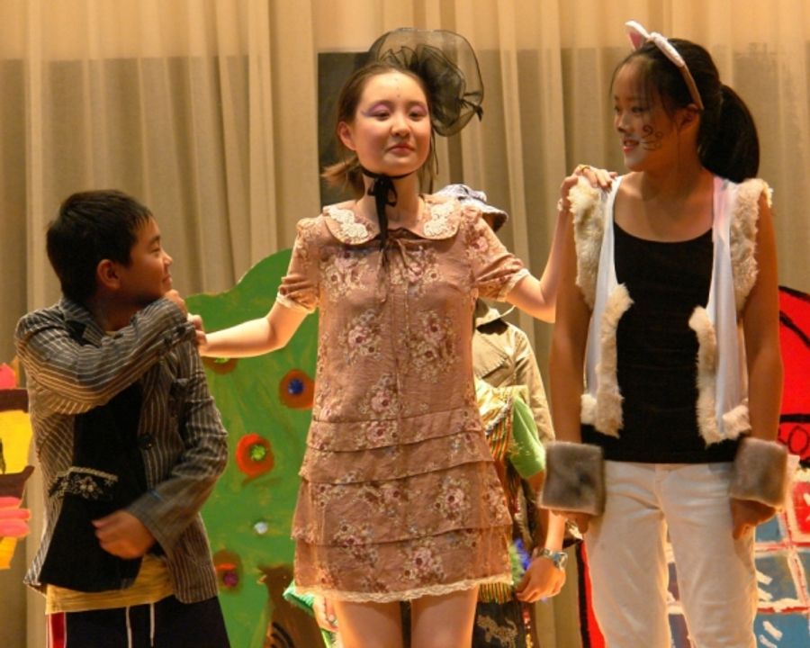 Photo Flash: Beijing Playhouse Academy of Performing Arts' OLIVER TWIST Image