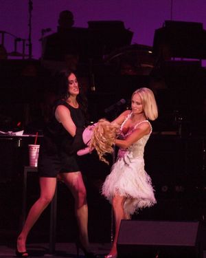 Jennifer Diamond and Kristin Chenoweth @ BroadwayWorld Jennifer Diamond and Kristin Chenoweth Photo