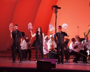 Jennifer Diamond, Kristin Chenoweth and Johnny Stellard
@ BroadwayWorld Jennifer Diamond, Kristin Chenoweth and Johnny Stellard
Photo