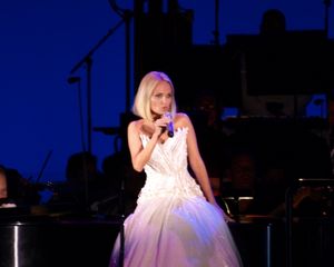 Kristin Chenoweth @ BroadwayWorld Kristin Chenoweth Photo