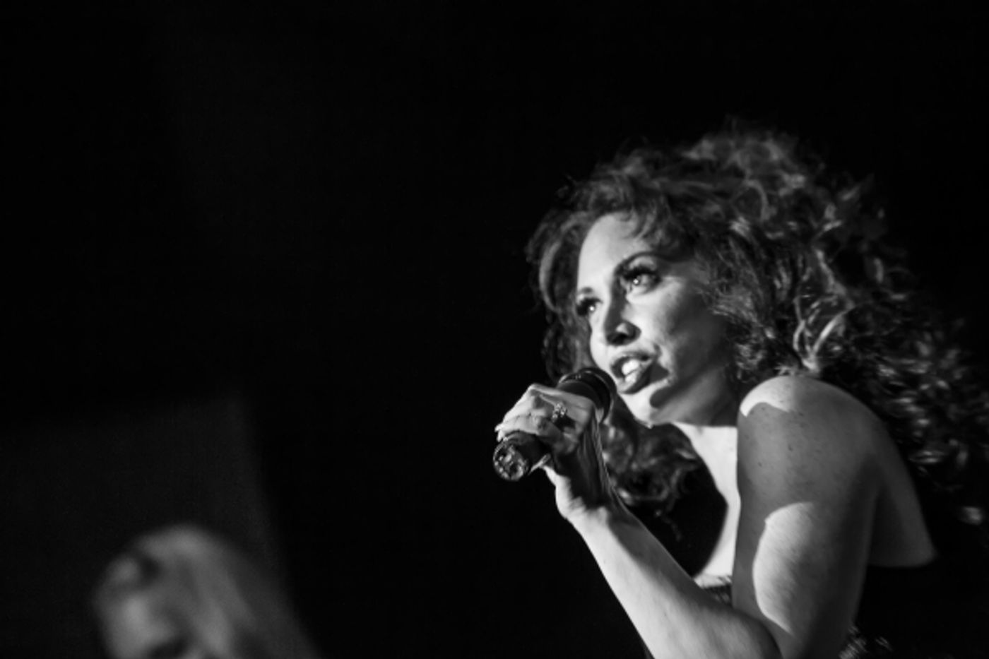 Photo Coverage: MATILDA's Lesli Margherita Brings ALL HAIL THE QUEEN to Cutting Room  Image