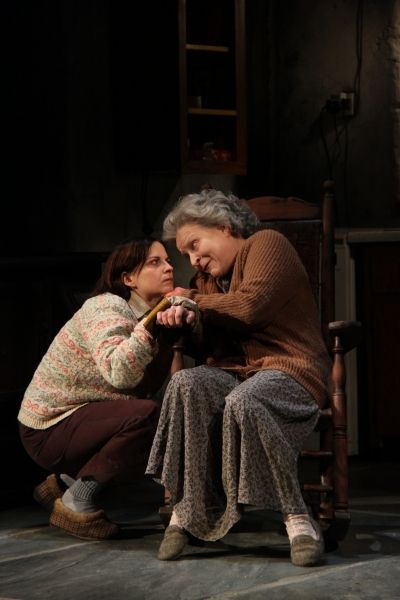 Kimberly Gilbert (Maureen Folan) and Sarah Marshall (Mag Folan) Photo