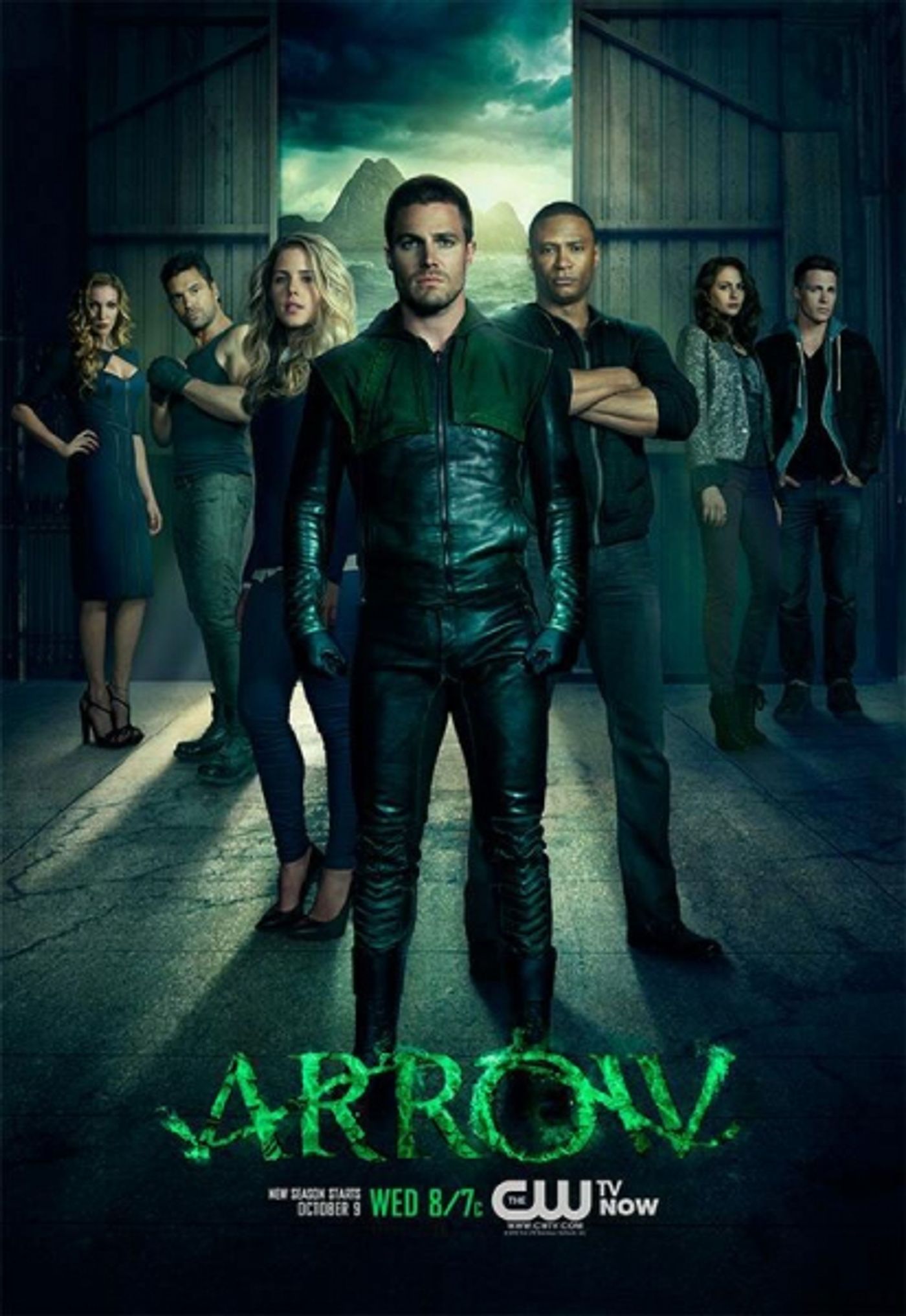 Photo Flash: The CW Debuts First ARROW Season 2 Poster  Image