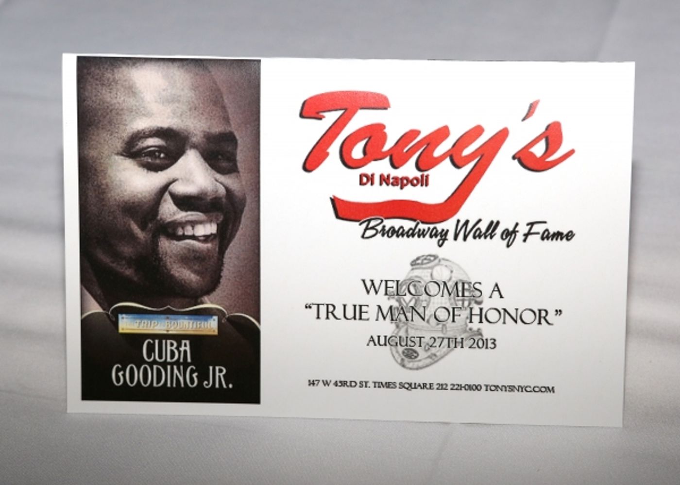 Photo Coverage: Cuba Gooding Jr. Unveils Portrait at Tony Di Napoli's  Image